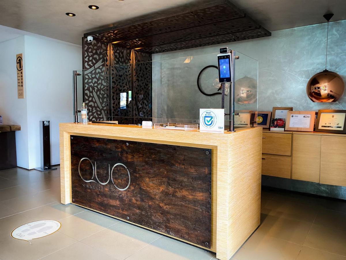 Quo Quality Hotel Manizales Exterior photo A temperature screening station at the front desk of a hotel in Phuket, Thailand