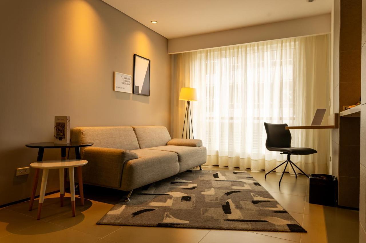 Quo Quality Hotel Manizales Exterior photo A living room