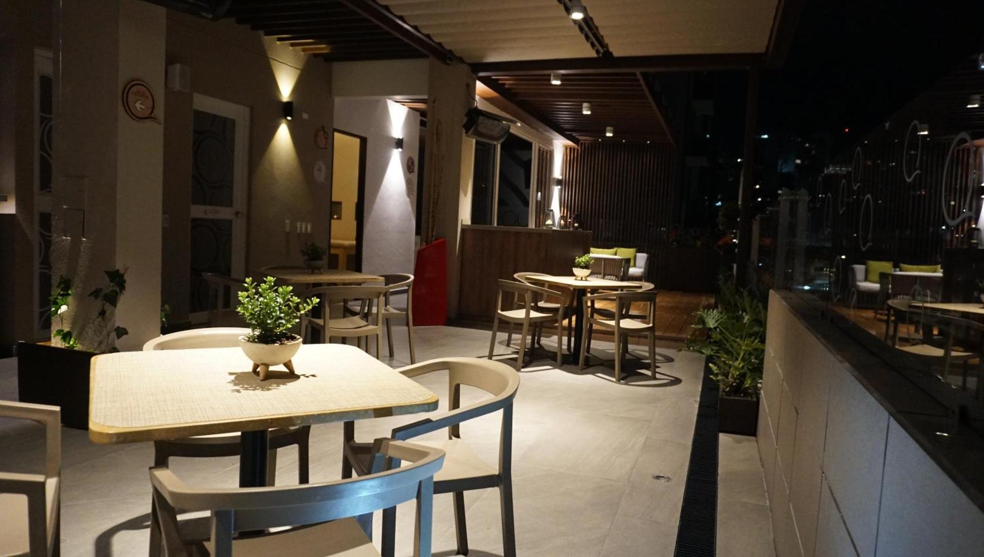 Quo Quality Hotel Manizales Exterior photo The interior of the restaurant
