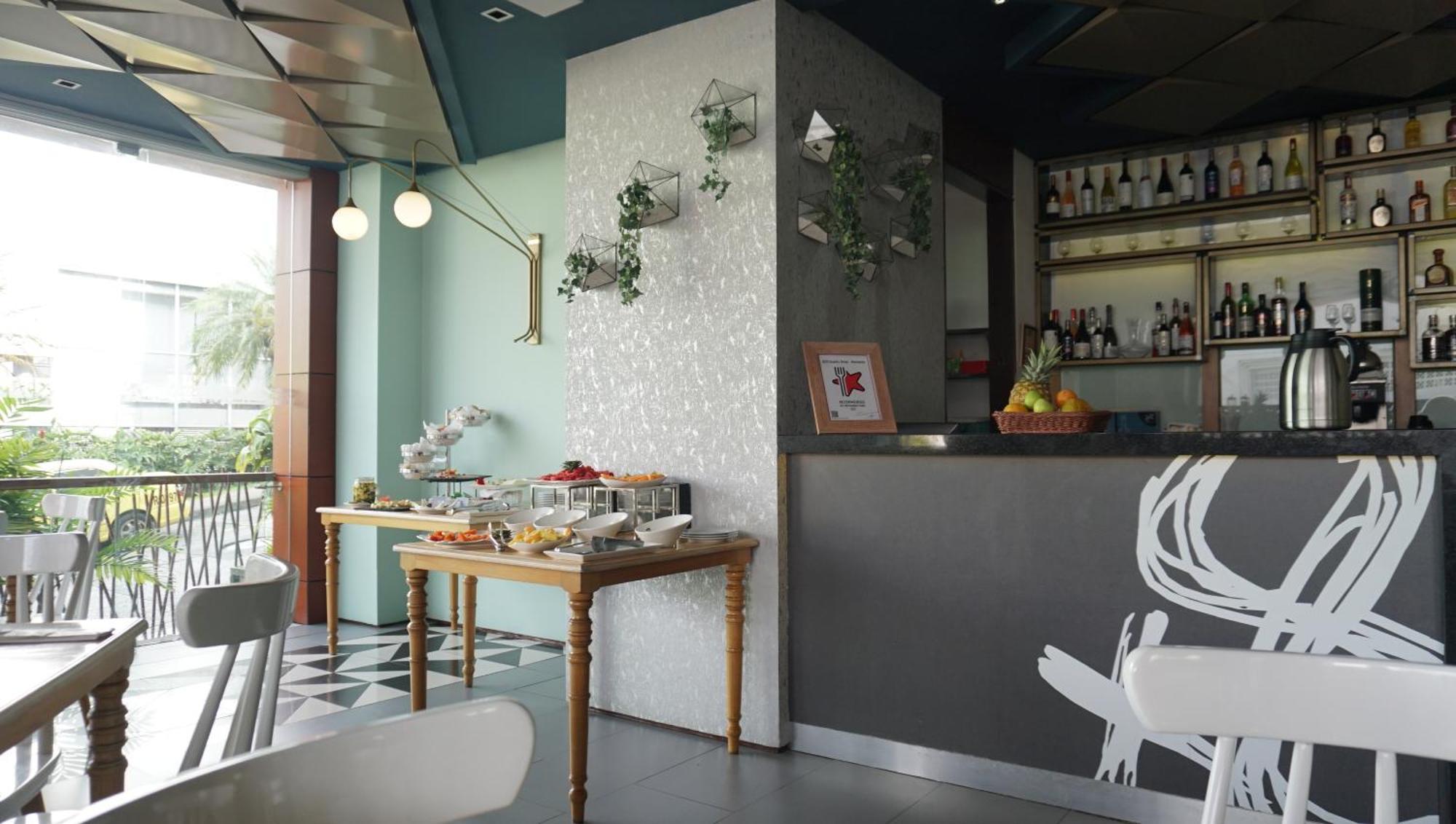 Quo Quality Hotel Manizales Exterior photo The interior of the restaurant